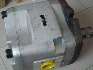 不二越單聯(lián)齒輪泵 齒輪泵IPH系列單聯(lián)泵 齒輪泵雙聯(lián)齒輪泵
