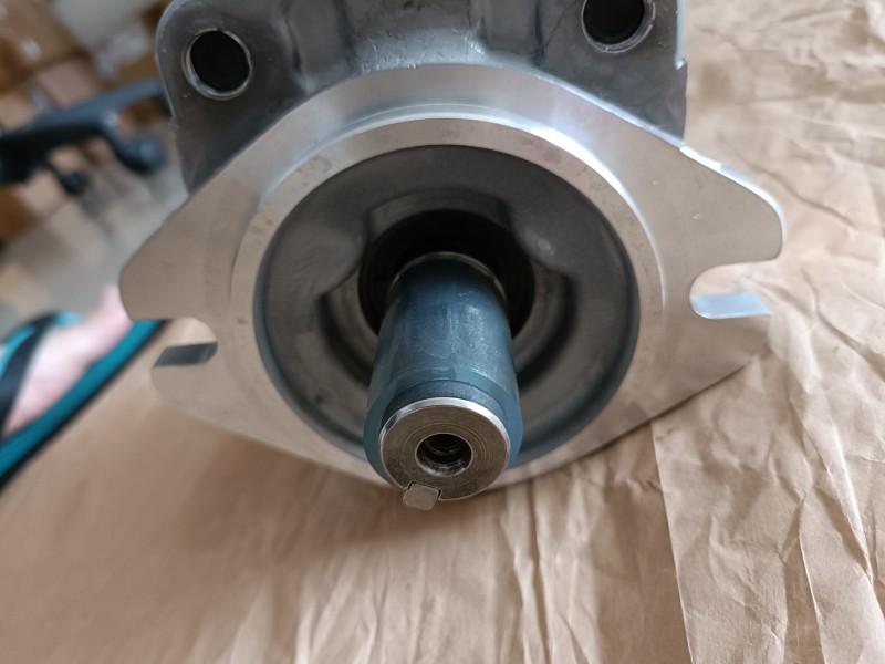 山東BM2-100液壓擺線馬達 抓木機BM2擺線液壓馬達  BMT800 BMT630 BMT500 BMT400擺線液壓馬達 BMT315擺線馬達  BMT800 BMT630 BMT500 BMT400擺線液壓馬達 BMT315擺線馬達