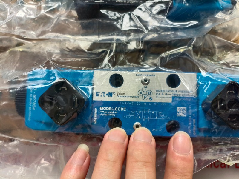 聯合收割機液壓泵 伊頓5423液壓泵 6423液壓泵及配件 伊頓4623液壓泵 伊頓4633液壓馬達 伊頓4623液壓泵 伊頓4633液壓馬達