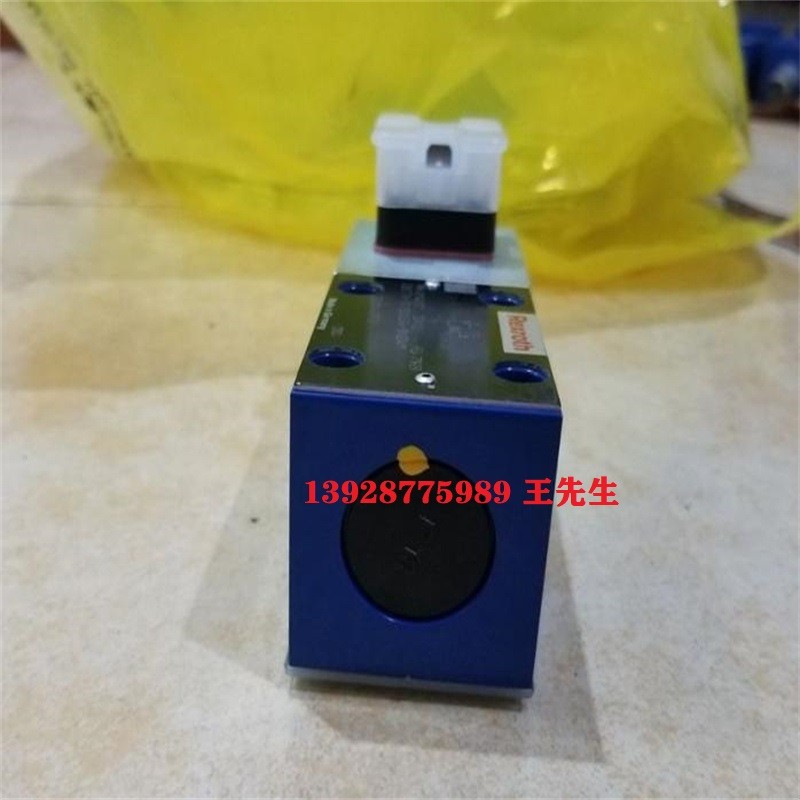 力士樂先導(dǎo)溢流閥DB20-2-52/50型號(hào)R900597212 德國力士樂比例溢流閥DBETE-6X/200G24K31A1V 德國力士樂比例溢流閥DBETE-6X/200G24K31A1V